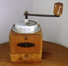 Ancien moulin à café manuel Klavertje. Bois et aluminium