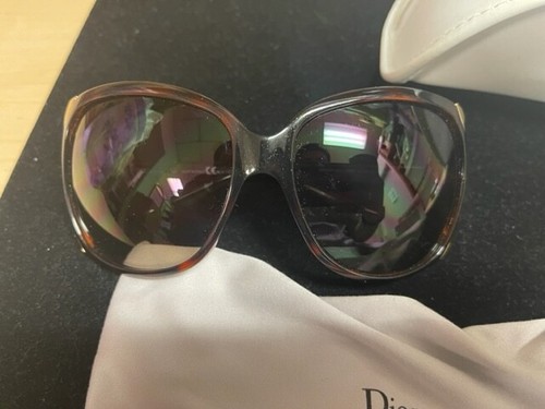 Women's Christian Dior Brown Sunglasses w/ Gold Accents Original Case DS30 - Picture 3 of 10