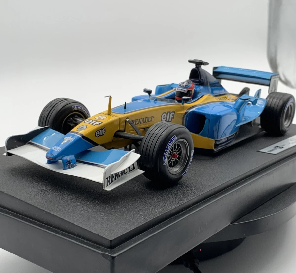 Hot Wheels 1:18 - 1 - Coche a escala - Renault F1 R26 Fernando Alonso