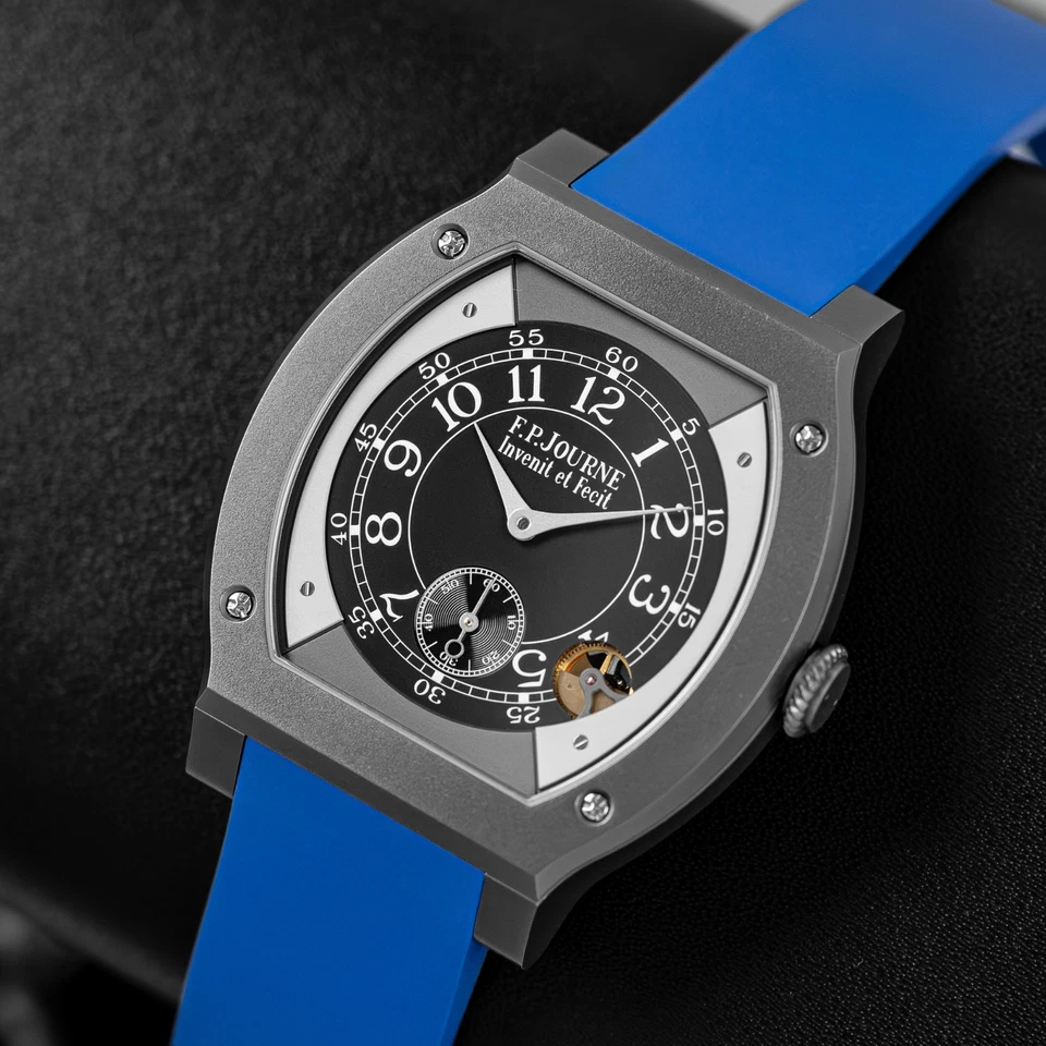 F.P.Journe Élégante 48 Ref. ELHT Titalyt Luminescent Black Centre Dial (2024) - Imagem 3 de 4