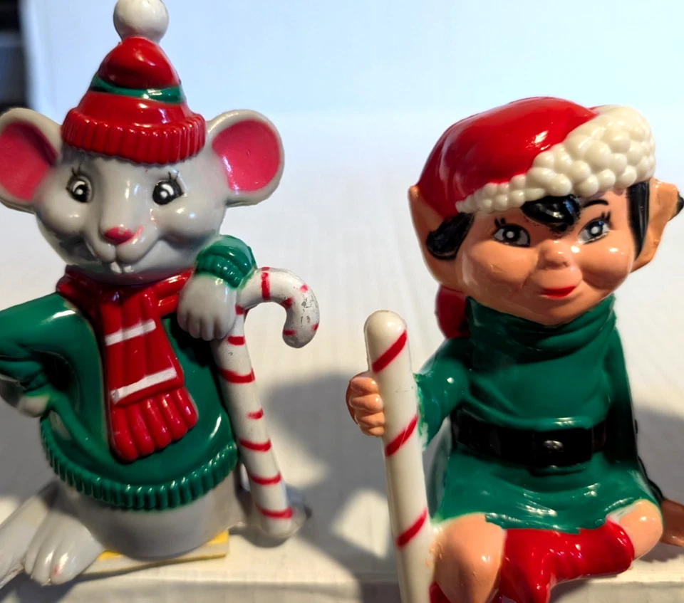4 Vintage Christmas Stocking Hanger Holder Plastic Santa Mouse Elf Drummer Boy - Image 3 of 4