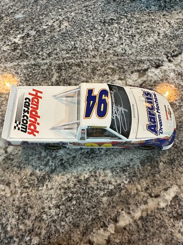 Autografato 2013 Chase Elliott Aaron’s #94 1/24 camion pressofuso 1 di 847 - Foto 4 di 9