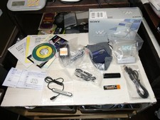 SONY Walkman MZ-N1 Portable MiniDisc Recorder w/ Box Accessories Japan MG01 2.5