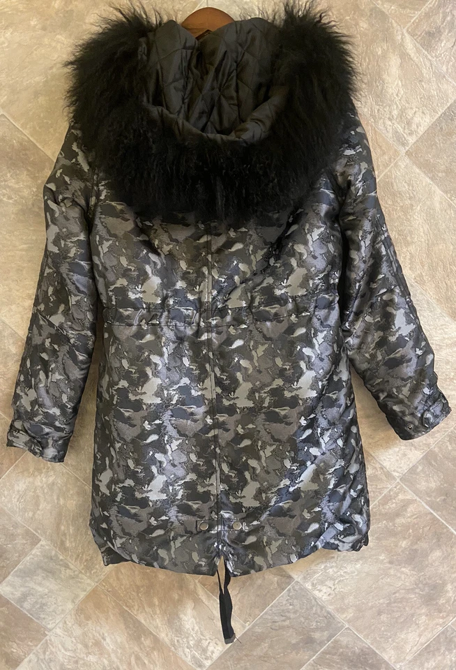 Casaco feminino Top Shop 4 preto e prata removível pele sintética com capuz - Imagem 2 de 4