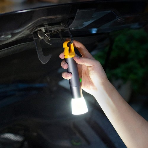 Rechargeable Flashlight 1000 Lumens, Zoomable LED Torch Lite, 5 Modes SOS Strobe - Picture 5 of 6