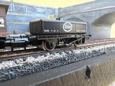 Graham Farish N Gauge Oil Tank Wagon Esso