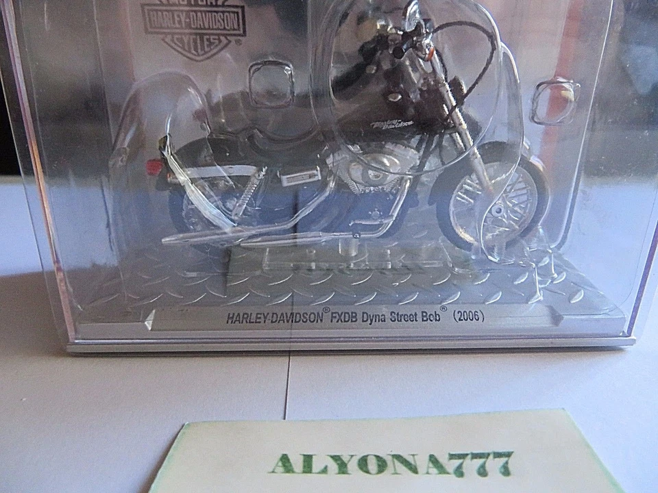 1/24 Altaya HARLEY DAVIDSON Dyna Street Bob 2006 Moto Bike Motorcycle *SEALED* - Image 2 of 4
