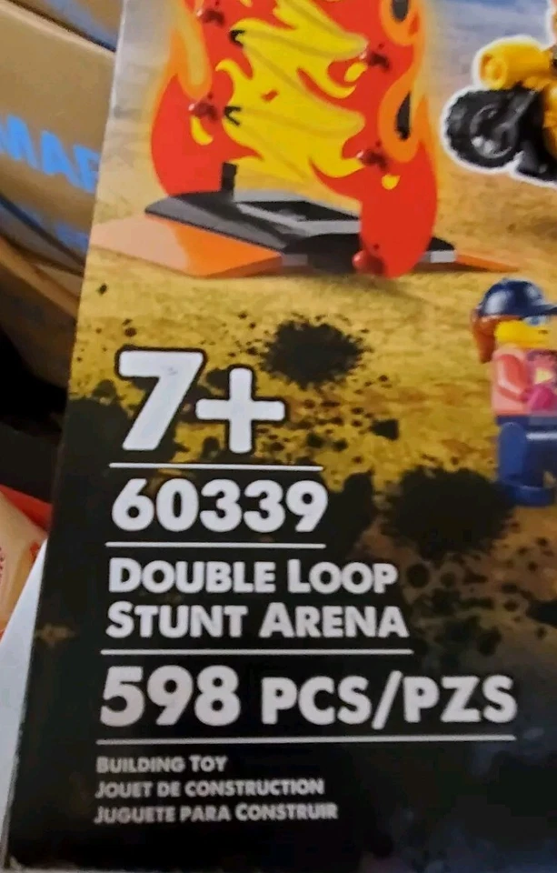 LEGO City Stuntz Double Loop Stunt Arena 60339 Brand New - 598 Pcs - Image 2 of 4