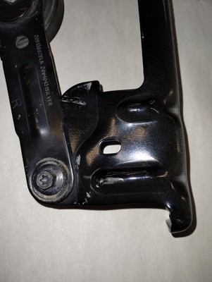 2007 - 2013 Chevrolet Silverado 2500hd Hood Bonnet Hinge Right