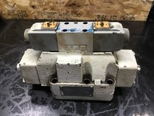 VICKERS DG4V-3-6C-M-U-HL7-60-B13 VALVE DG5S-H8-31C-E-T-M-U-HL7-B13-70 #23C63PR4