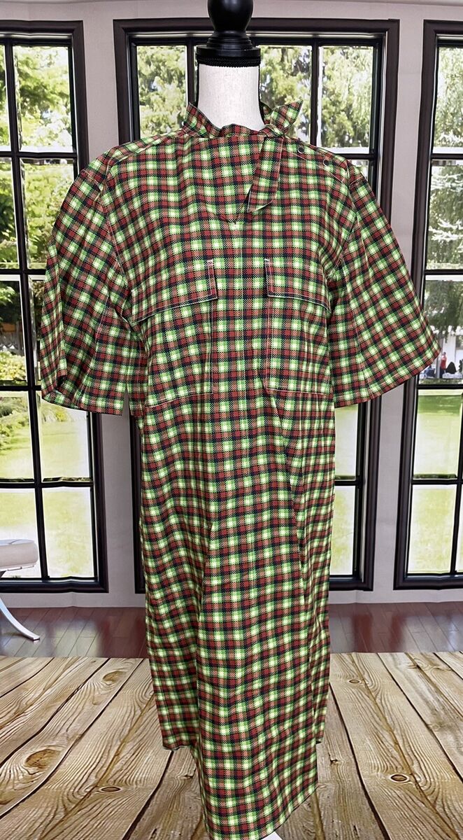 Toga Pulla Broad Check Green Midi Short Sleeve Cotton Shirt Toga Pulla Broad Check Green Midi Short Sleeve Cotton Shirt
