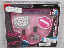 Monster High Nail Polish Perfume Set Eau De Toilette Stickers Nail File 2014 New