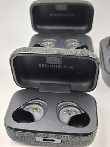 LOTTO DI 7 JBL SENNHEISER SONY Cuffie Vari Modelli Solo Custodia Di Ricarica - Bild 2 von 6