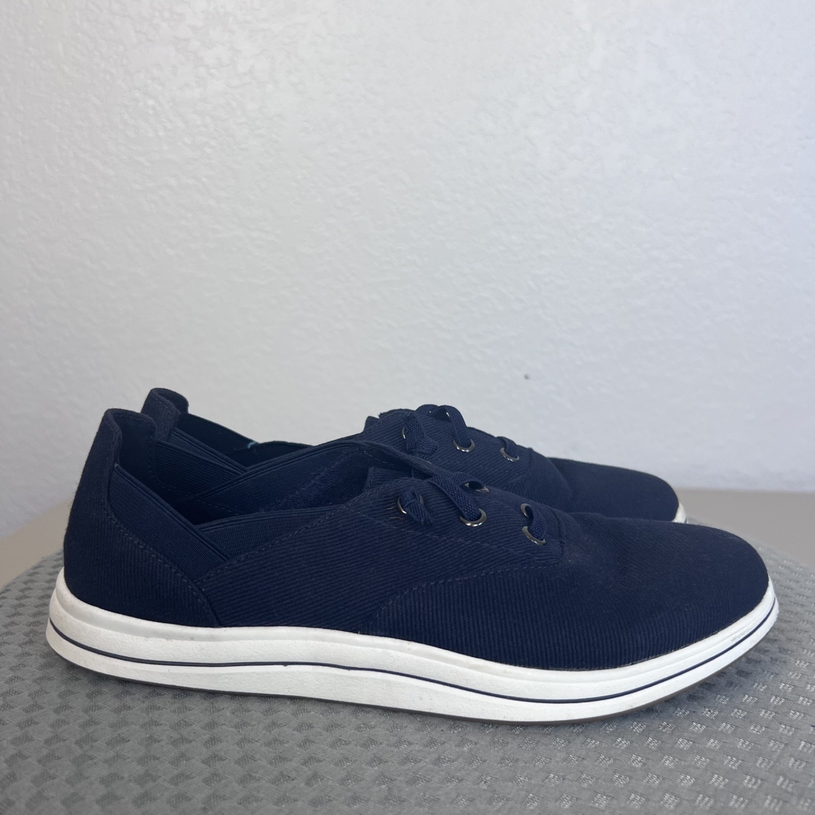 Clarks Breeze Ave Sneakers Womens 7.5 M Blue Comfort Shoes Casual Low Top