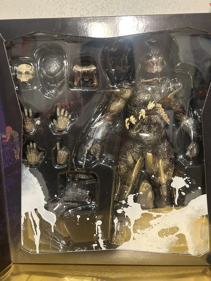 Figura de acción pintada de PVC DEPREDATOR PLAY ARTS Kai Predator CUADRADO ENIX Japón Foto 3 de 4