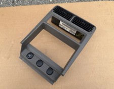 01 - 04 Oem Mustang Dash Climate Control Bezel Trim Radio Center Vents Parchment