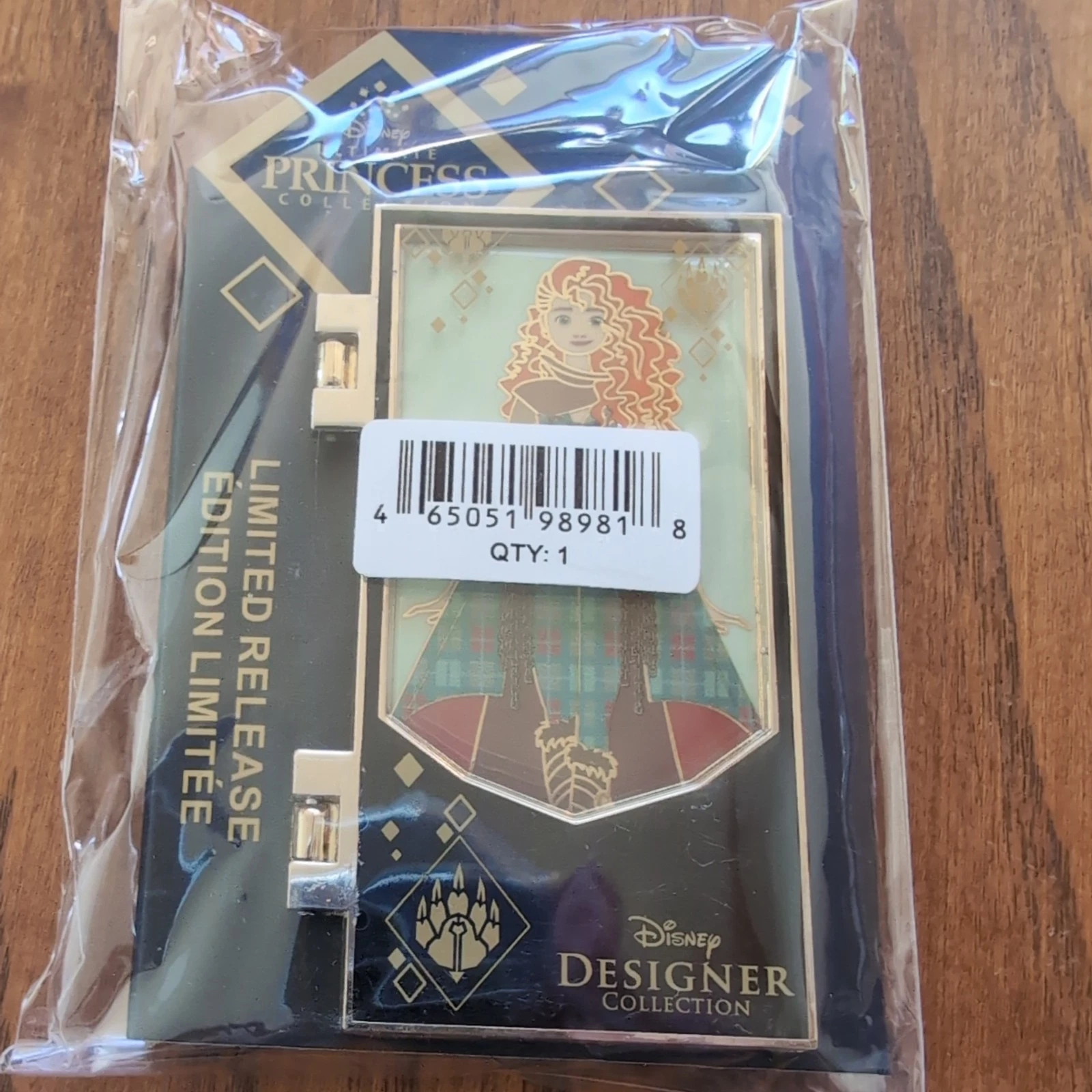 Disney Ultimate Princess Collection Designer Collection Pin Merida 147733