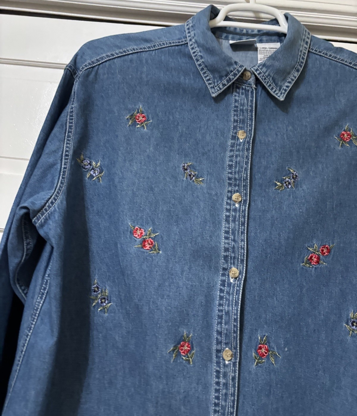 Vtg Basic Editions embroidered Flowers denim shir… - image 3
