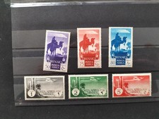 Timbres poste colonie italienne cirenaica neufs avec trace de charnière