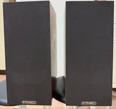 PMC twenty22 Bookshelf Speakers Pair