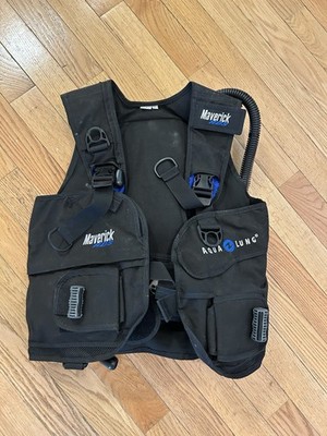 Aqua Lung Maverick RDS Dive Vest With Hose Size Large EXCEPTIONAL CONDITION