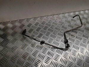 VW PASSAT B7 ALLTRACK 365 Turbinenschmierrohr BKP 2.00 Diesel 103kw 30539128