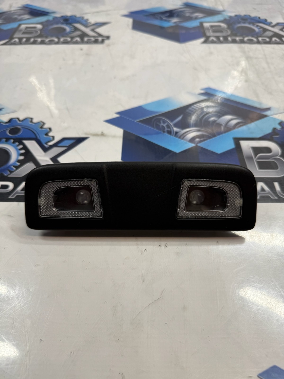 2019-2024 CHEVROLET TRAVERSE UPPER OVERHEAD ROOF DOME READING LIGHT OEM