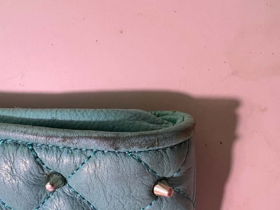 Bolso Bandolera Rebecca Minkoff Affair Tachonado Cuero Verde Azulado Acolchado Foto 3 de 4