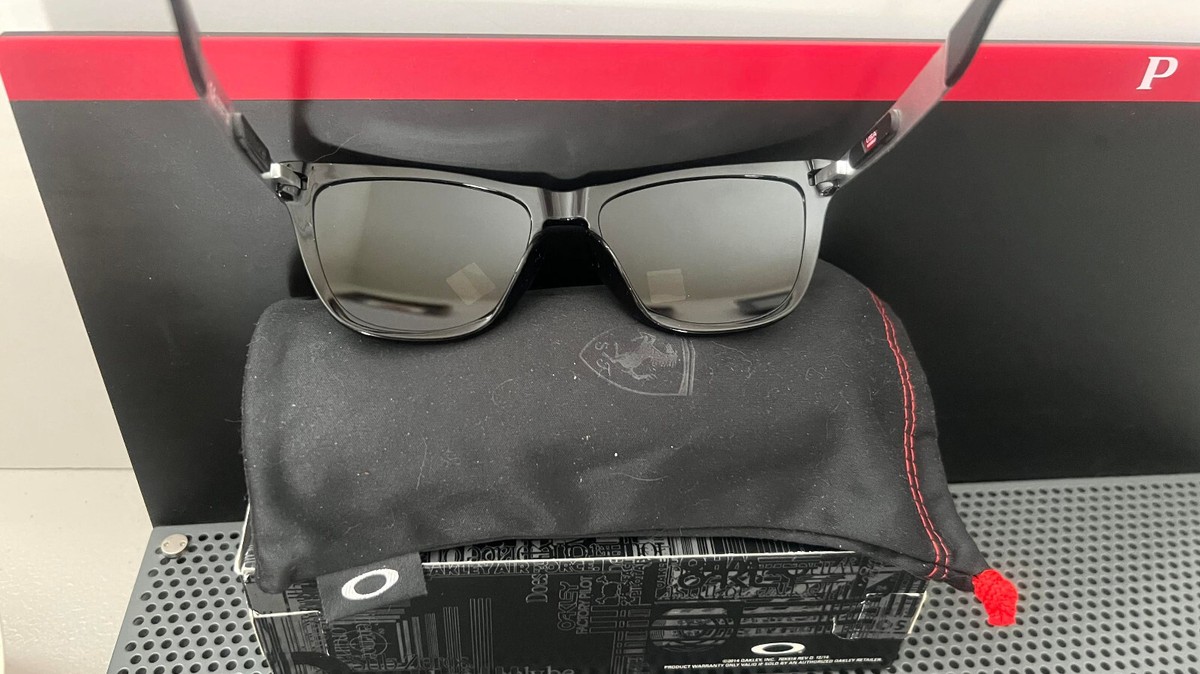 Oakley - Frogskins Sunglasses Polished Black/Prizm Black 140MM