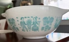 Vintage Pyrex Amish Butterprint 443 Cinderella Mixing Bowl Blue White 2.5QT