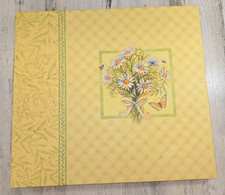 K  Company 12 x 12 Daisy Block Scrapbook Album