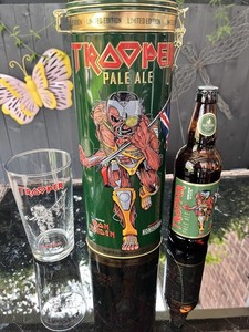 Iron Maiden Collector’s Tin With Beer Bottle And Pint Glass