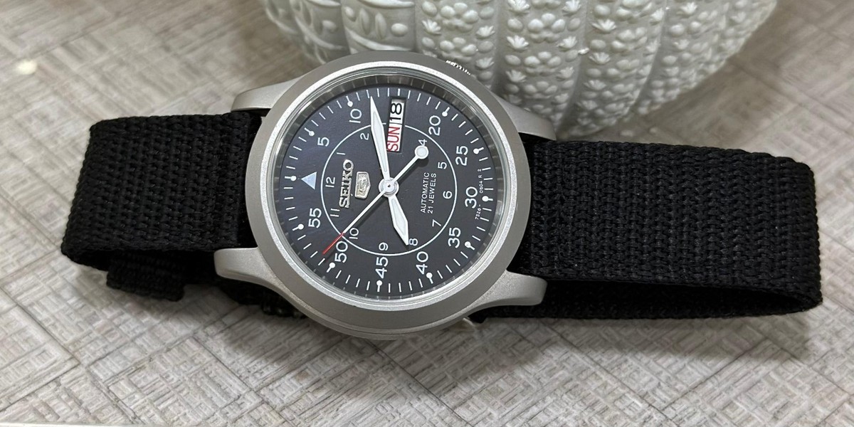 Seiko 5 Automatic 21 Jewels Japan Made Watch For Mens SNK809 | eBay