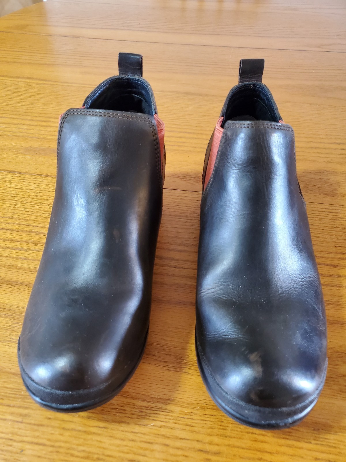 Scarpa donna KEEN Morrison Chelsea Bootie taglia 9 in pelle marrone