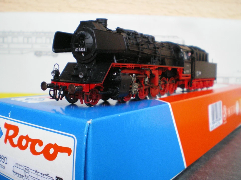 Roco 43360 BR 50 3528 Reko der DR Epoche III