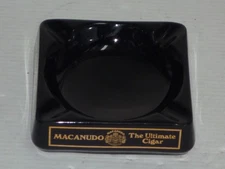 VINTAGE MADE IN ENGLAND WADE PDM MACANUDO THE ULTIMATE CIGAR ASHTRAY VERY NICE