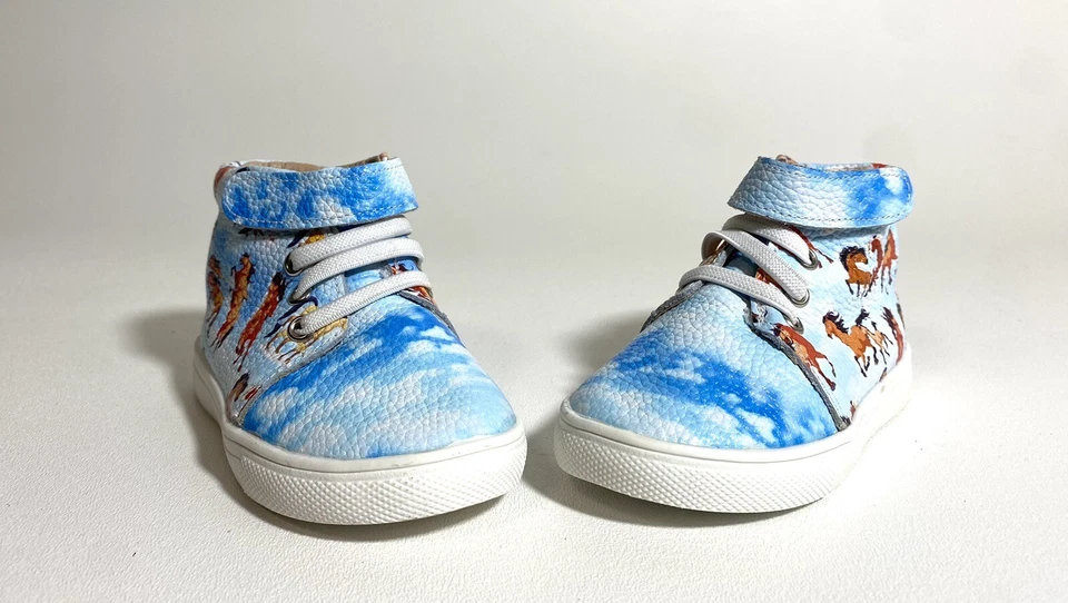 Camisetas altas de cuero con patrón retirado edición limitada 18-24 meses caballos Foto 2 de 4