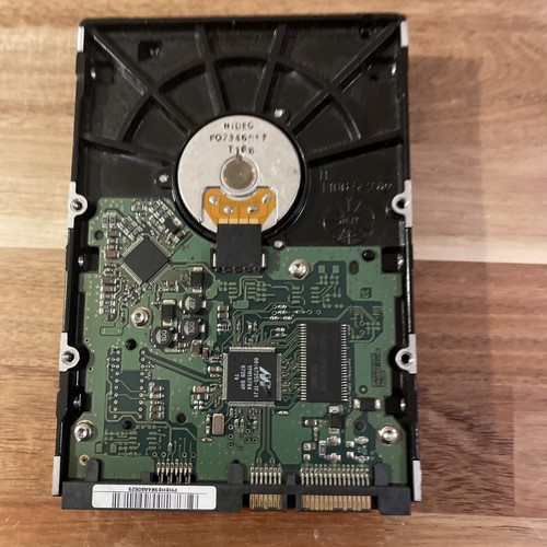 SAMSUNG Hard Drive  T166S HD403LJ 400GB 7200U/min 16MB SATA II 3.5' - Picture 2 of 3