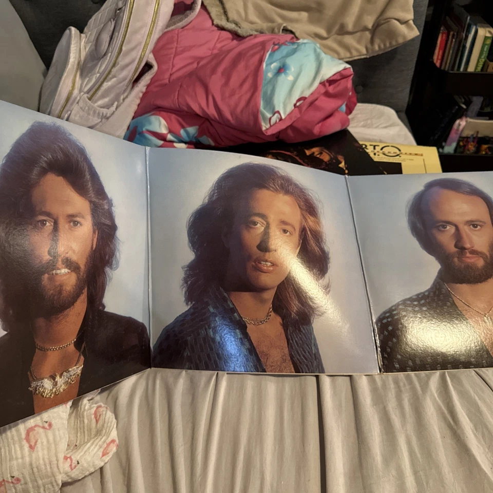 Bee Gees – Greatest 2LP 1979 RSO RS-2-4200 VG+ Vinyl Gatefold Canada Pressing Foto 4 de 4