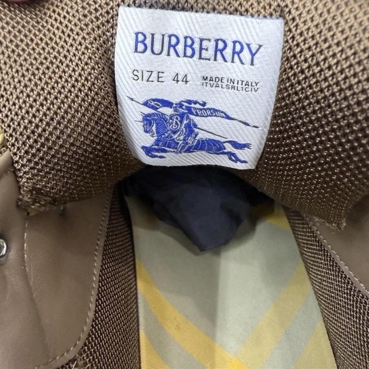 NIB BURBERRY TREK BEIGE NUBUCK LEATHER LACE UP HIKING  BOOTS 10  ITALY $1190 thumbnail 2