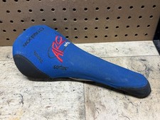 Vintage Serfas Arc Crossbow Made With Kevlar Saddle Blue Steel Rails Mtb Gravel Vintage Serfas Arc Crossbow Made With Kevlar Saddle Blue Steel Rails Mtb Gravel