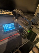 Canon XF100 - Professional HD Camcorder