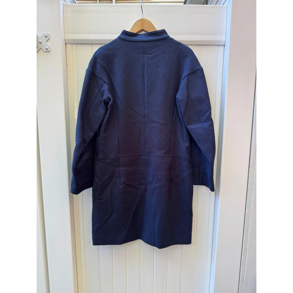 JILL SANDER +J x UNIQLO - Abrigo de vestir minimalista - Cuello alto VSlit - Azul marino LG Foto 2 de 3
