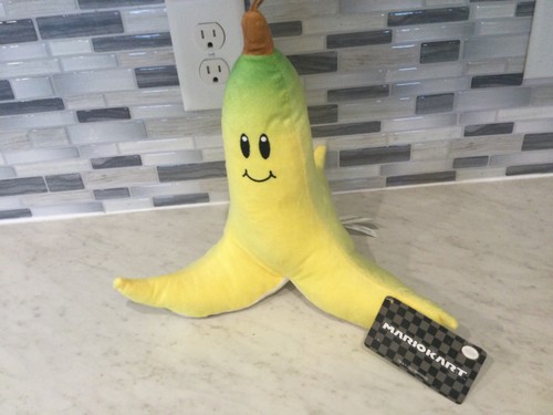 CLUB MOCCHI-MOCCHI-MARIO KART BANANA PLUSH WITH TAGS - Picture 3 of 8
