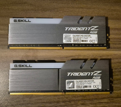 G.Skill Trident Z RGB 16GB Kit, DDR4-3200, CL14-14-14-34