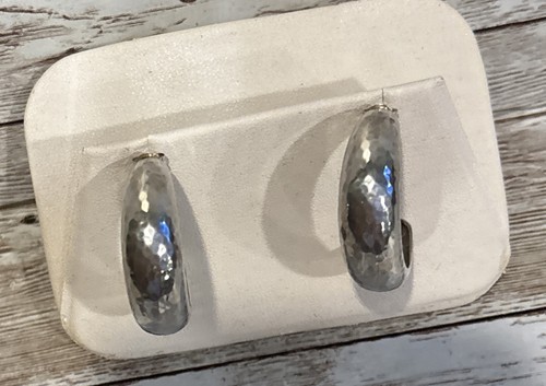 Sterling Silver Hammered Hoop Pierced Post Earrings Regina Lane Signed 11 grams - Picture 7 of 18