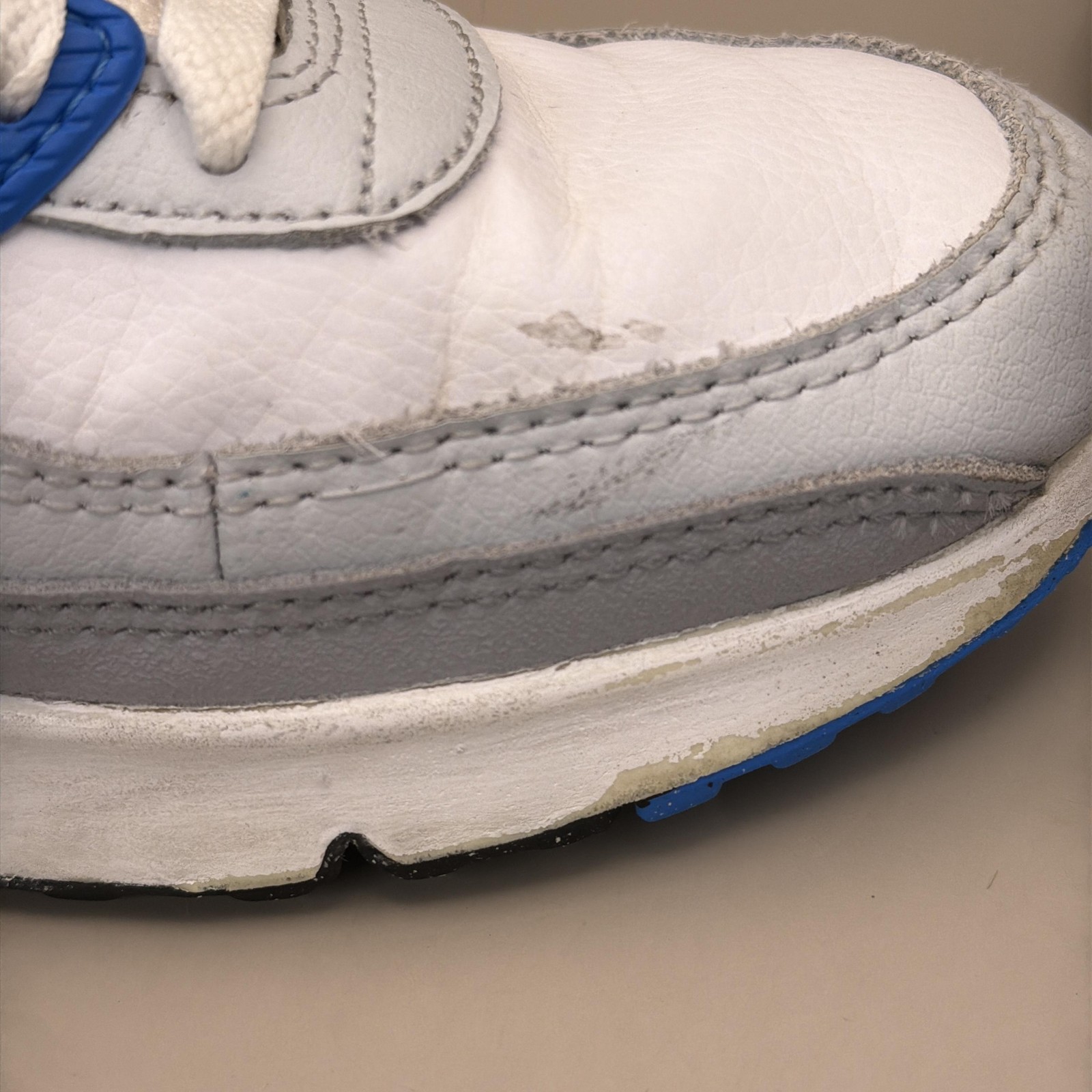 Nike Air Max 90 Shoes Youth Size 4.5Y White Blue Running Sneakers CD6864-104 thumbnail 13