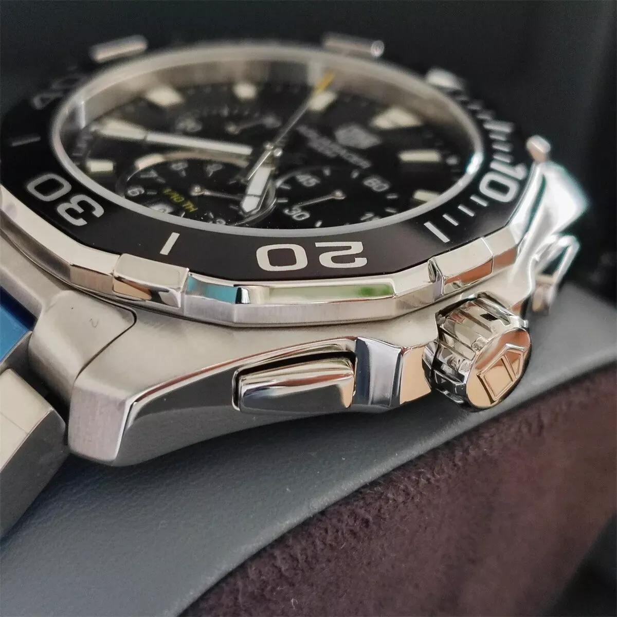 TAG HEUER Aquaracer 300M Chronograph Black Dial 43mm Men's TAG HEUER Aquaracer 300M Chronograph Black Dial 43mm Men's