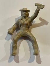 MARX 60MM WESTERN TOWN COWBOY , YELLOW, VINTAGE ,ORIGINAL