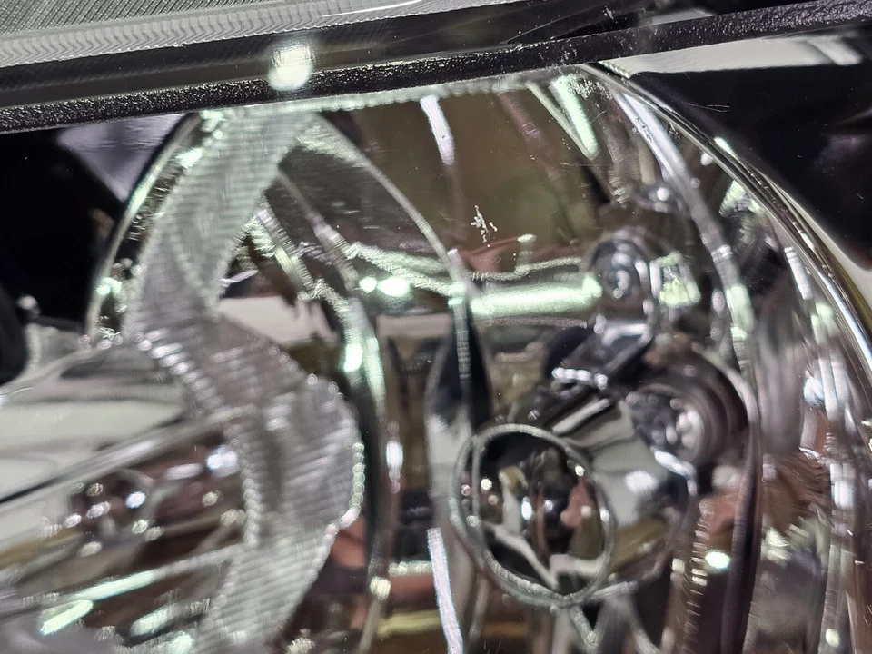 Faro halógeno del lado del conductor para Chevy Avalanche/Suburban 2500 2007-2013 | CAPA Foto 3 de 4